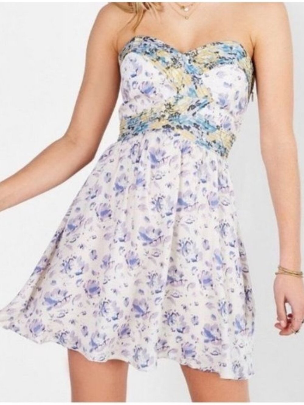 Kimchi Blue Strapless Floral Mini Dress Sweetheart Neck S